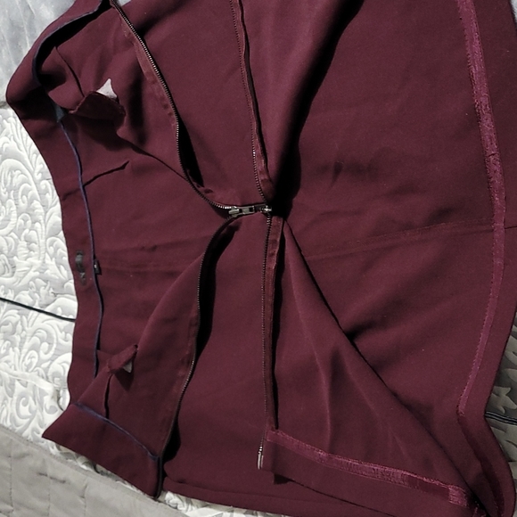 Worthington skirt - Picture 2 of 5